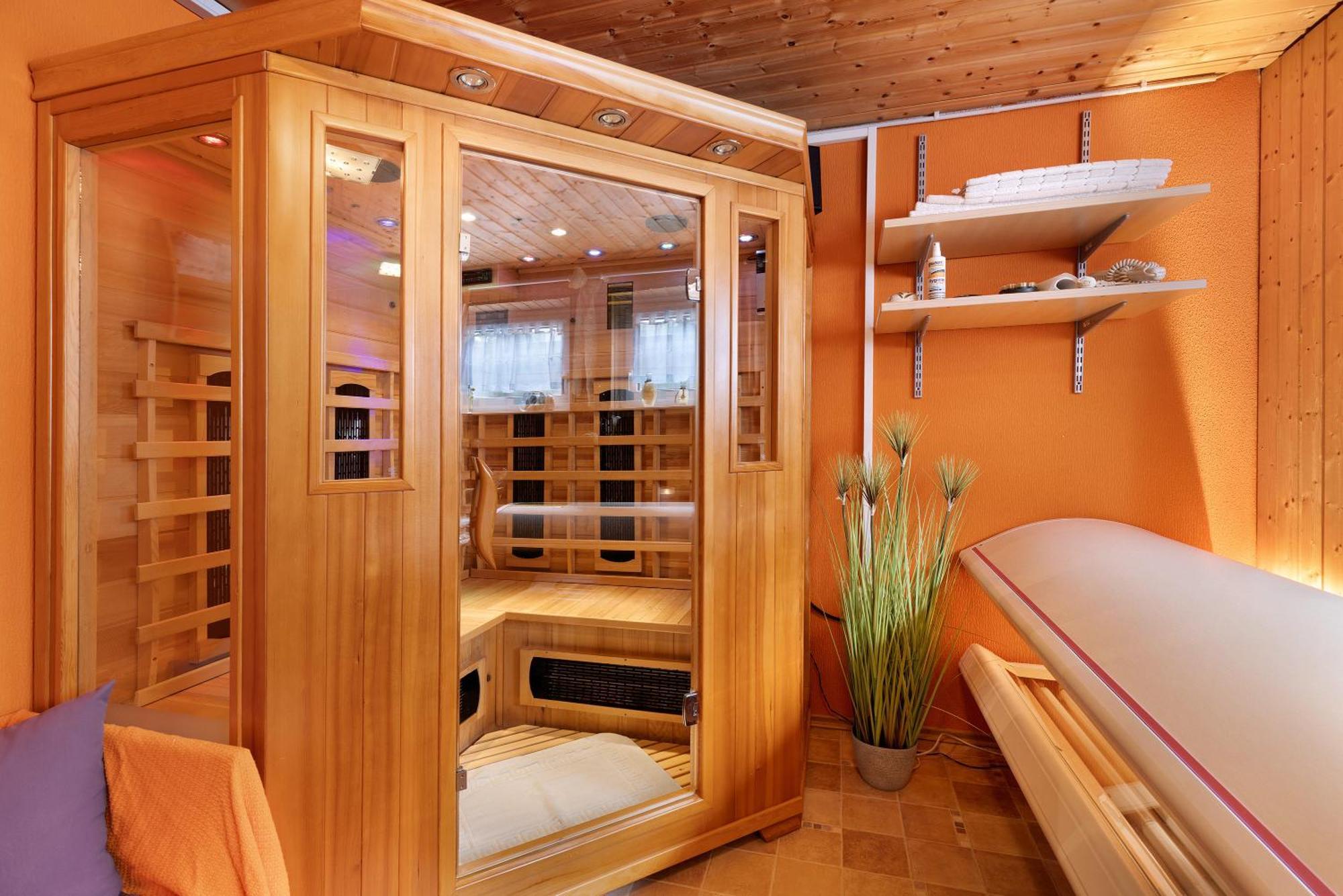 Apartment Am Tobelbach Oberlenningen Esterno foto